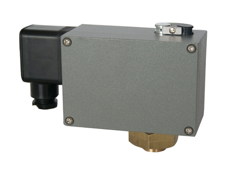  500/7DZ双触点压力控制器 